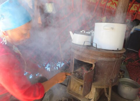 Indoor smoke from cooking in the Kyrgyz Republic 